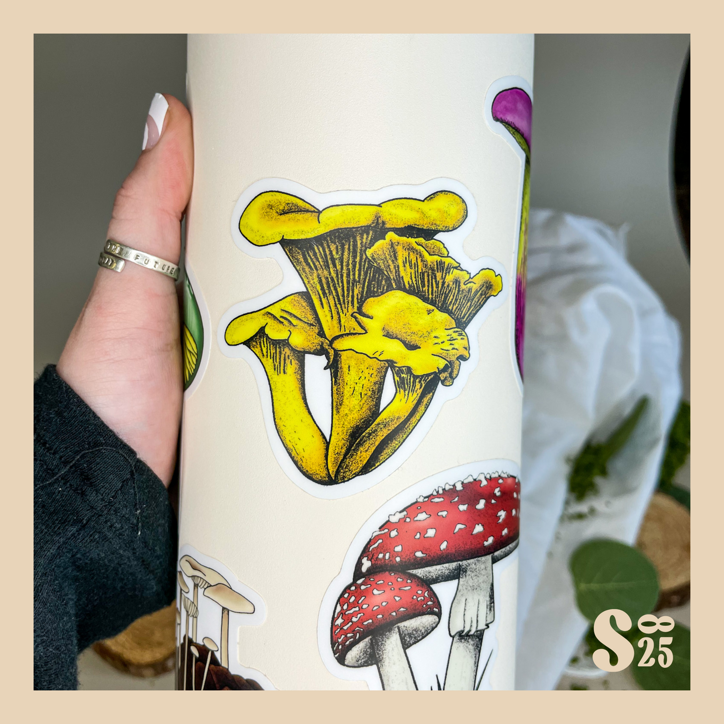 Chantarelle Sticker